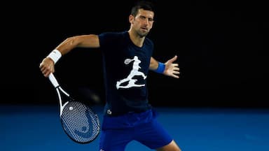 Djokovic Holds Off Thiem In Miami